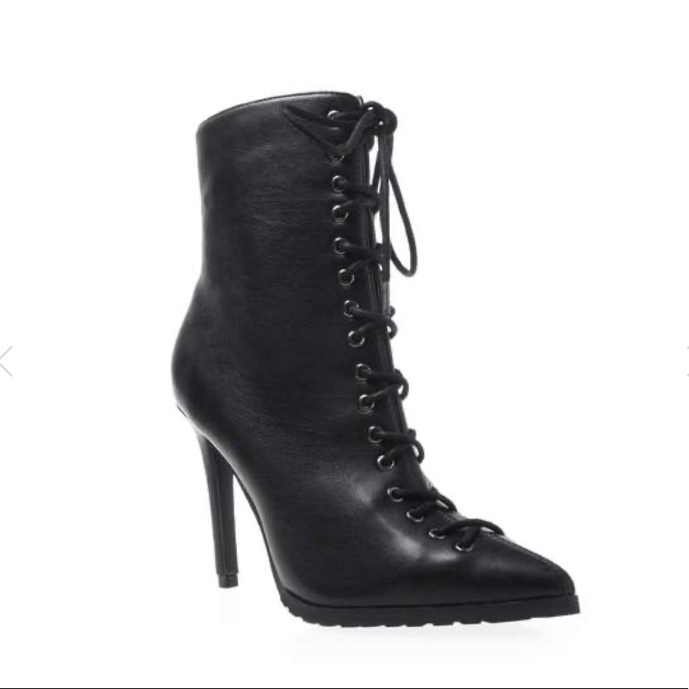 NWT Lemon Drop Privileged Black Lace Booties Sz 8